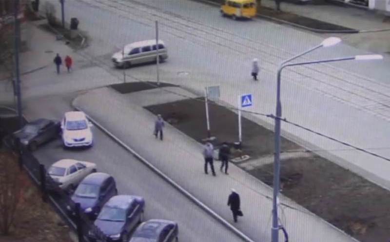 Стукнул и медленно скрылся: полиция Новотроицка ищет водителя "KIA Sportage