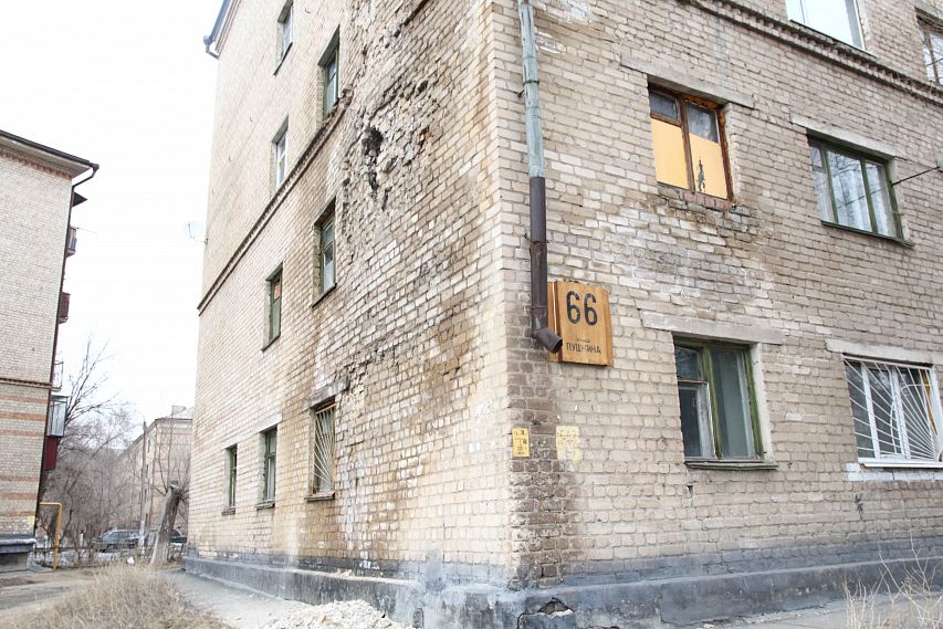 Аварийное помещение на Пушкина,66 отремонтируют, жильцов на время переселят