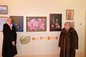 В городской библиотеке открылась выставка художественной группы Гульнары Бугдаевой