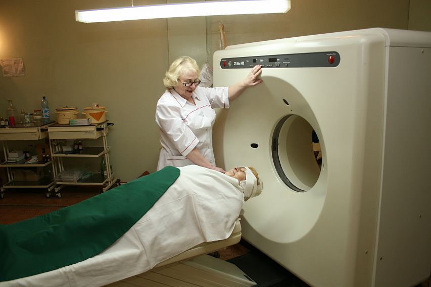 Новотроицкой больнице скорой медицинской помощи выделено 10 миллионов рублей на ремонт томографа