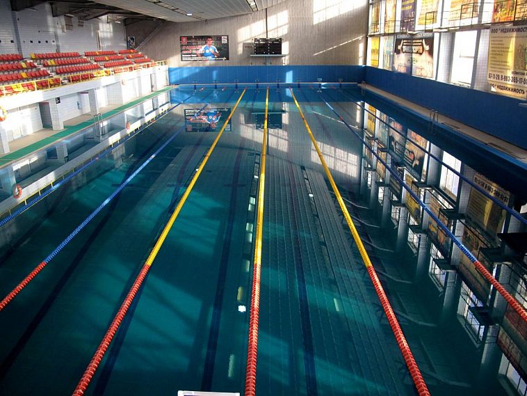 В Новотроицке после ремонта вновь заработал бассейн «Волна»