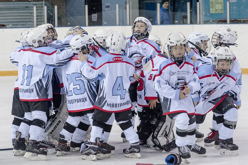 Новотроицкая школа хоккея набирает воспитанников 2014 года рождения