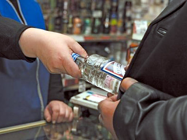 Новотройчанка повторно попалась на незаконной продаже алкоголя