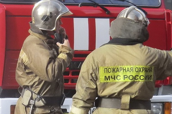 В Новотроицке в многоквартирном доме произошёл пожар