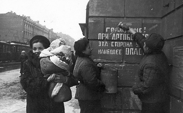 Сегодня 73-я годовщина снятия блокады с Ленинграда