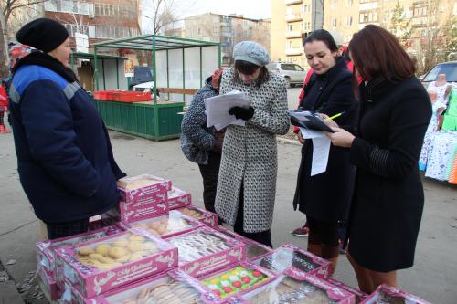 В Новотроицке вновь гоняли уличных продавцов