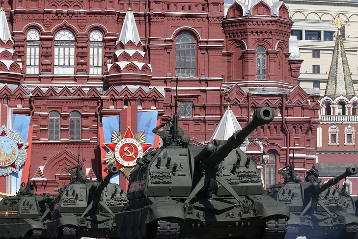 В Москве проходит Парад Победы (прямая трансляция)