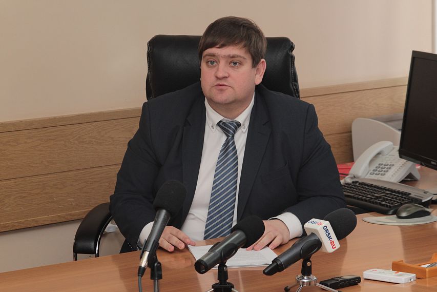Первого заместителя главы Новотроицка Артема Липатова арестовали при получении взятки