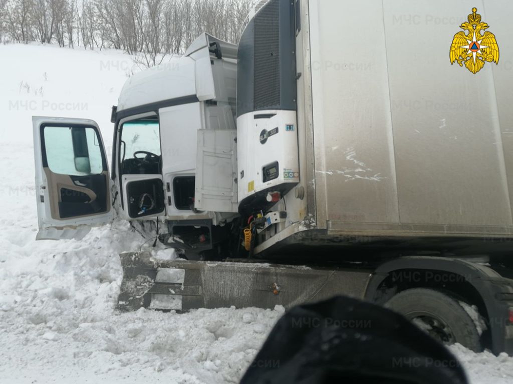 Новотройчанин и его пассажирка попали в смертельное ДТП | 09.02.2022 |  Новости Новотроицка - БезФормата