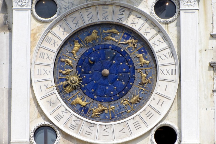 venice_italy_st_mark's_square_clock_astrology_astrological_clock_san_marcos_plaza-1215001.jpg