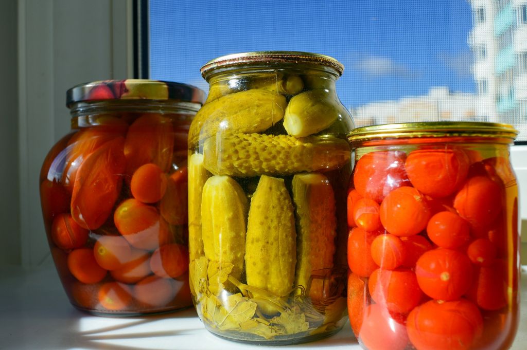 pickles-g5bfee2bb3_1920.jpg