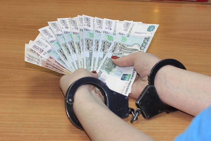 Начальница почтового отделения в Новотроицке обвиняется в присвоении 380 тысяч рублей