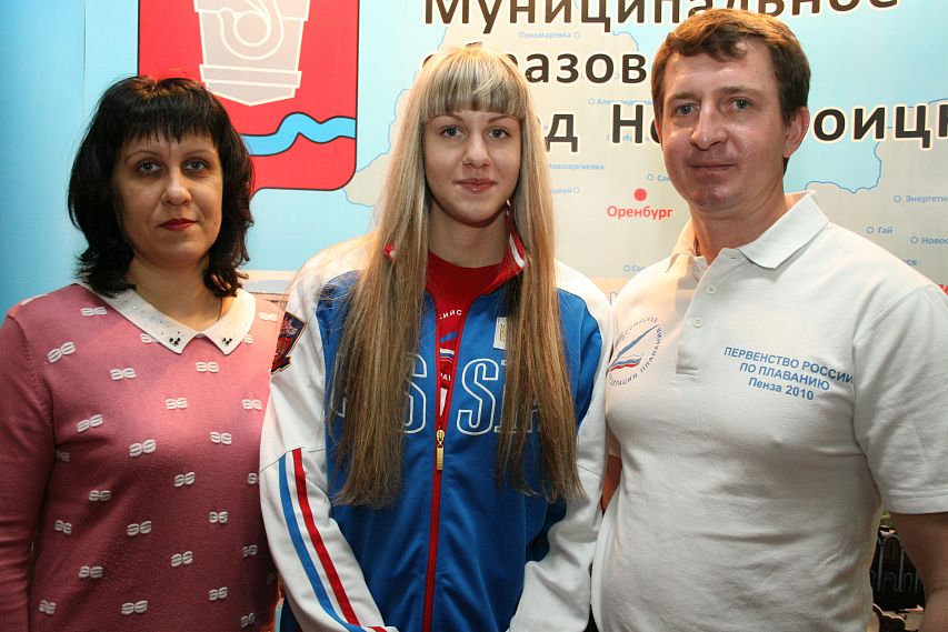 Член паралимпийской сборной страны по плаванию Юлия Молчанова завоевала на соревнованиях в Салавате семь золотых и одну серебряную медали