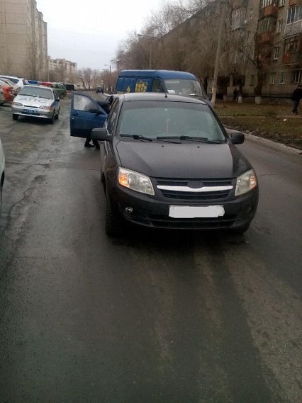 Сотрудники ГИБДД Новотроицка просят откликнуться очевидцев дорожно-транспортного происшествия