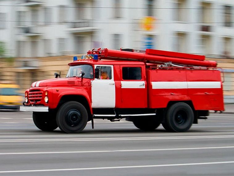 В Новотроицке за сутки произошло сразу два пожара в многоквартирных домах