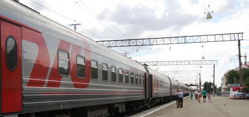 РЖД временно отменили поезд Екатеринбург - Оренбург и ряд других сообщений