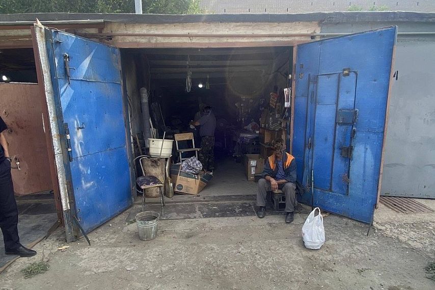 Полицейские обнаружили в Новотроицке нелегальный пункт приёма металлов