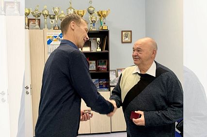 Новотройчанин получил удостоверение мастера спорта России по радиоспорту