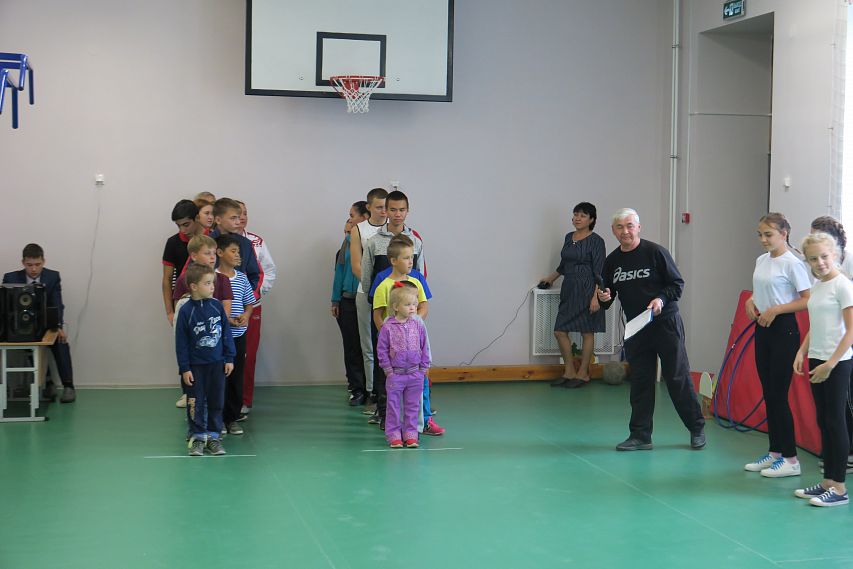 В новорудненской школе появился спортивный зал 
