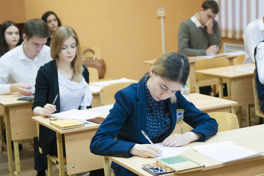 Более 20,5 тысяч девятиклассников Оренбуржья в этом году сдадут основной госэкзамен