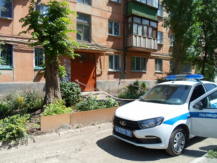 Дайджест Оренбуржья: в Новотроицке на карантин закрыт подъезд, умер еще один пациент с COVID-19 и другие события
