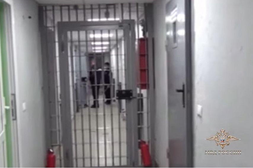 Пять мошенников похитили деньги у пенсионеров Новотроицка, Орска и Оренбурга