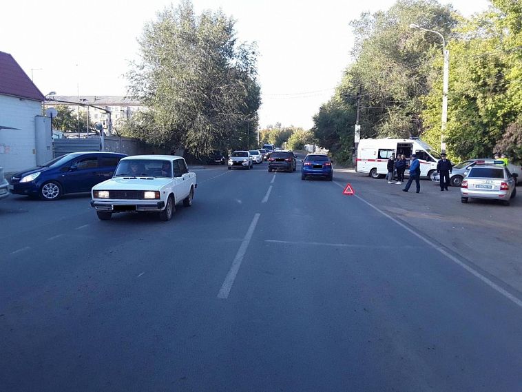 В Новотроицке 8-летний пешеход попал под колёса иномарки