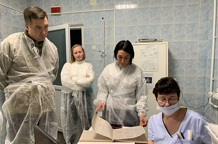 Министр здравоохранения Оренбуржья посетила роддом Новотроицка