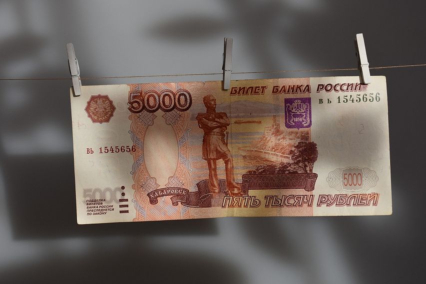 Жительница Новотроицка украла на работе почти 270 тысяч рублей