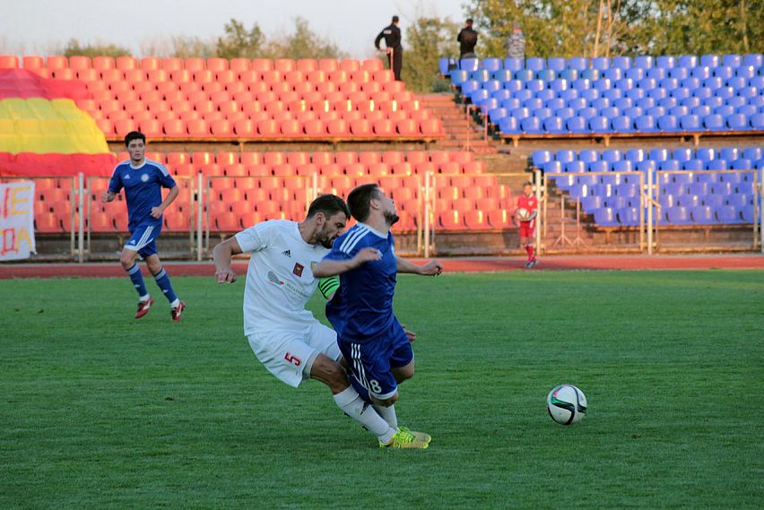 Видеообзор с матча футбольного клуба «КАМАЗ» — «НОСТА»