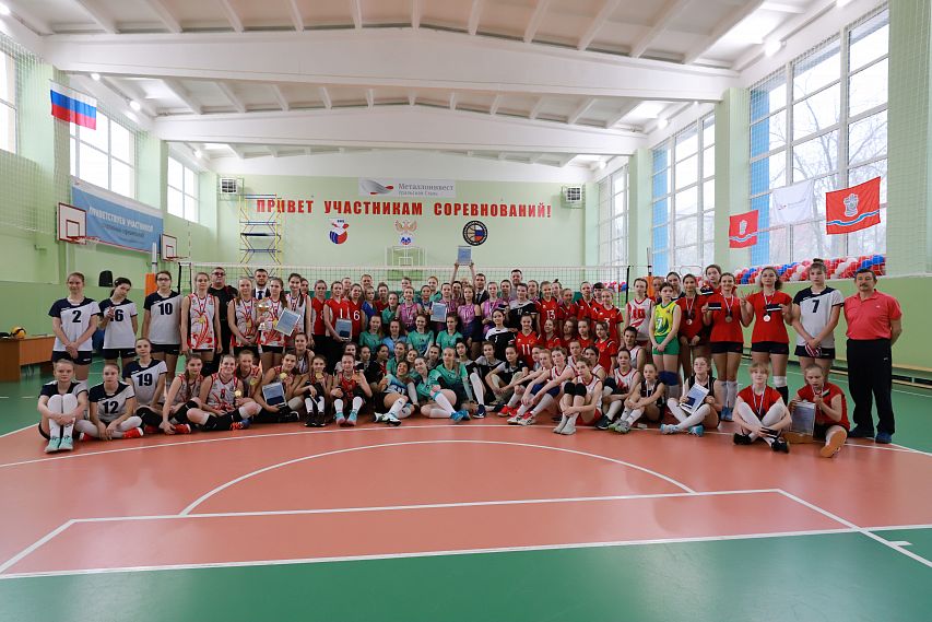 При поддержке Металлоинвеста в Новотроицке прошёл турнир по волейболу памяти В. Некрасова