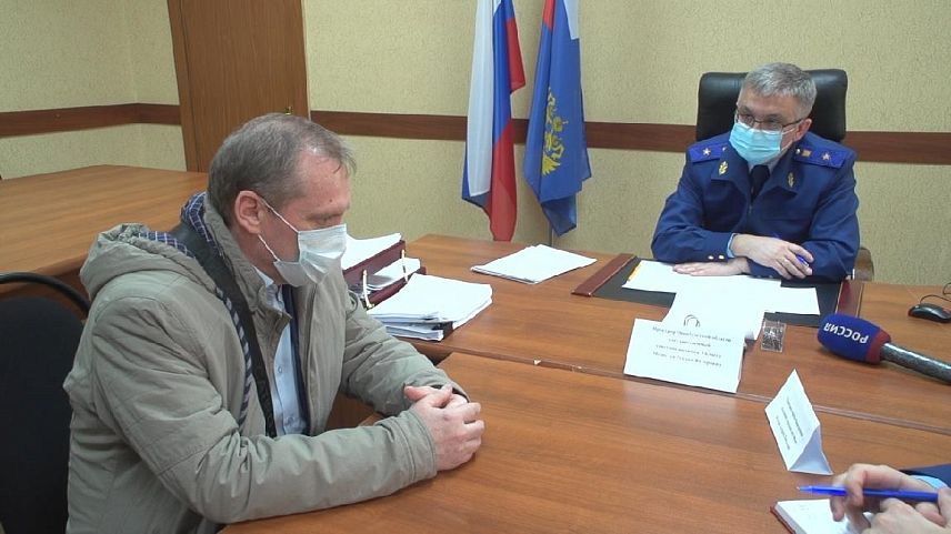 Прокурор Оренбуржья Руслан Медведев провёл в Новотроицке приём граждан