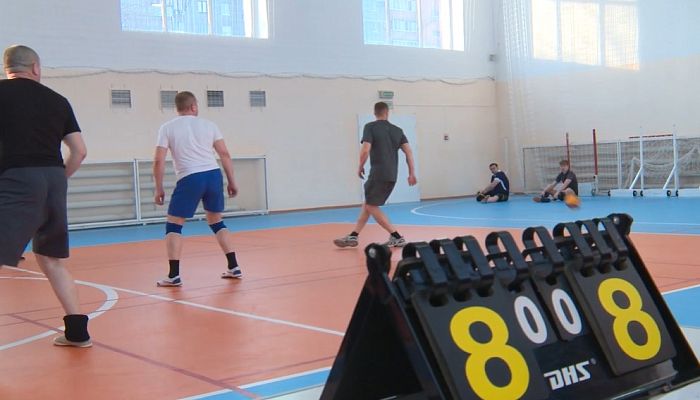 Металлурги Новотроицка определили сильнейших в волейболе
