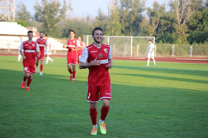 ФК «НОСТА» провела свой первый матч в сезоне 