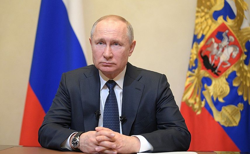 Владимир Путин объявил длинные выходные с 28 марта по 5 апреля