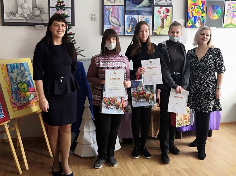 Юные художники Новотроицка собрали заслуженные награды