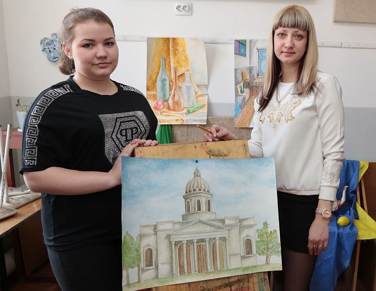 Графику юной новотроицкой художницы отметили на всероссийском конкурсе 