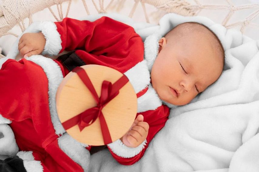 За новогодние праздники на свет появились 16 новорождённых новотройчан
