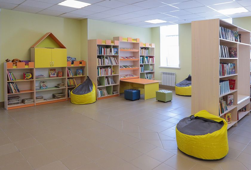На модернизацию новотроицкой библиотеки семейного чтения выделили 5 миллионов рублей