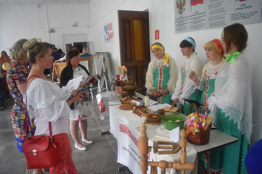 «Оренбургская мозаика» объединяет студентов