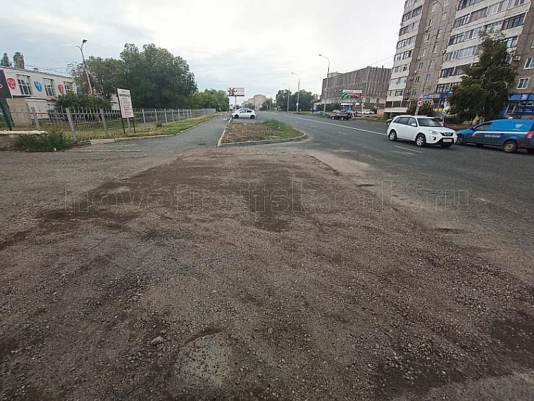В Новотроицке восстановили дорогу возле городского рынка