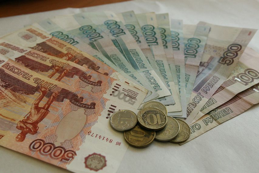 Долги оренбуржцев за электроэнергию перевалили за 4 миллиарда рублей