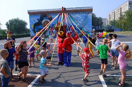 Музей Новотроицка организовал праздник народных игр «Субботея»
