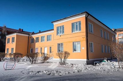 Уральская Сталь профинансировала ремонт одного из трёх корпусов детского сада № 17 на улице Фрунзе