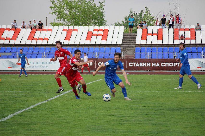 "НОСТА" выиграла последний домашний матч в сезоне 