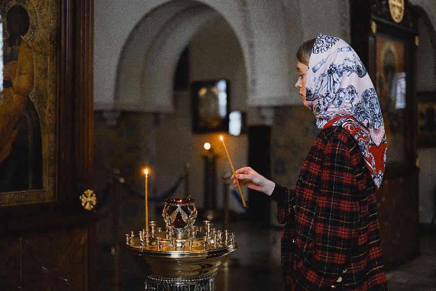Прощеное воскресенье: как правильно просить прощение и что категорически запрещено делать