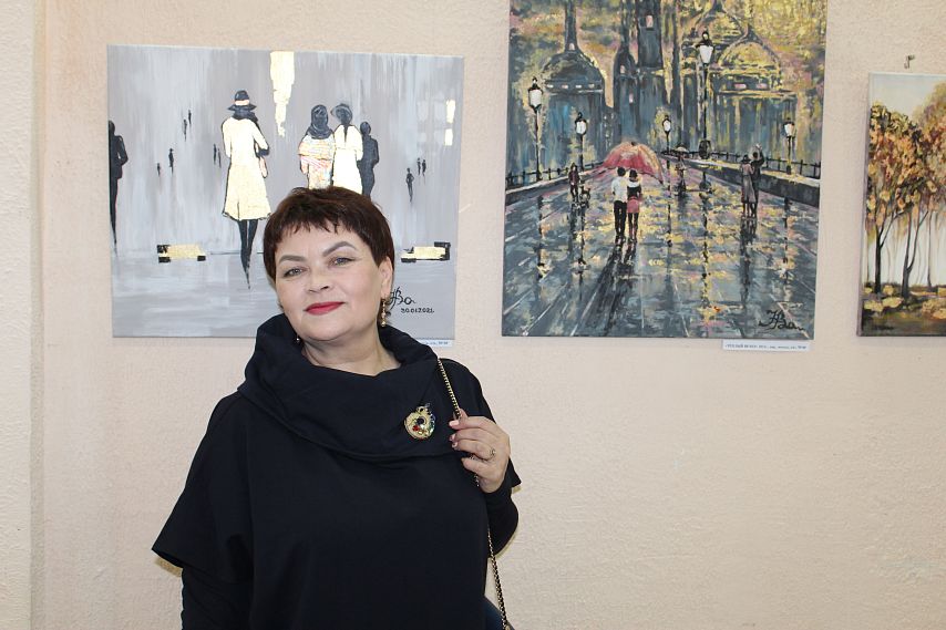 Я художник, я так вижу: в Новотроицке открылась выставка Натальи Володиной