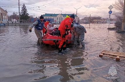 Паводок в Орске: ситуация глазами очевидца