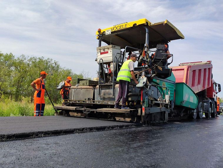 На востоке Оренбуржья завершили очередной этап проекта «Безопасные качественные дороги»