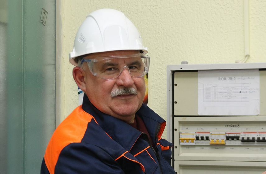 Заслуженный энергетик Владимир Кривощапов: «Эксперимент — это же интересно»